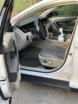 Ford Taurus